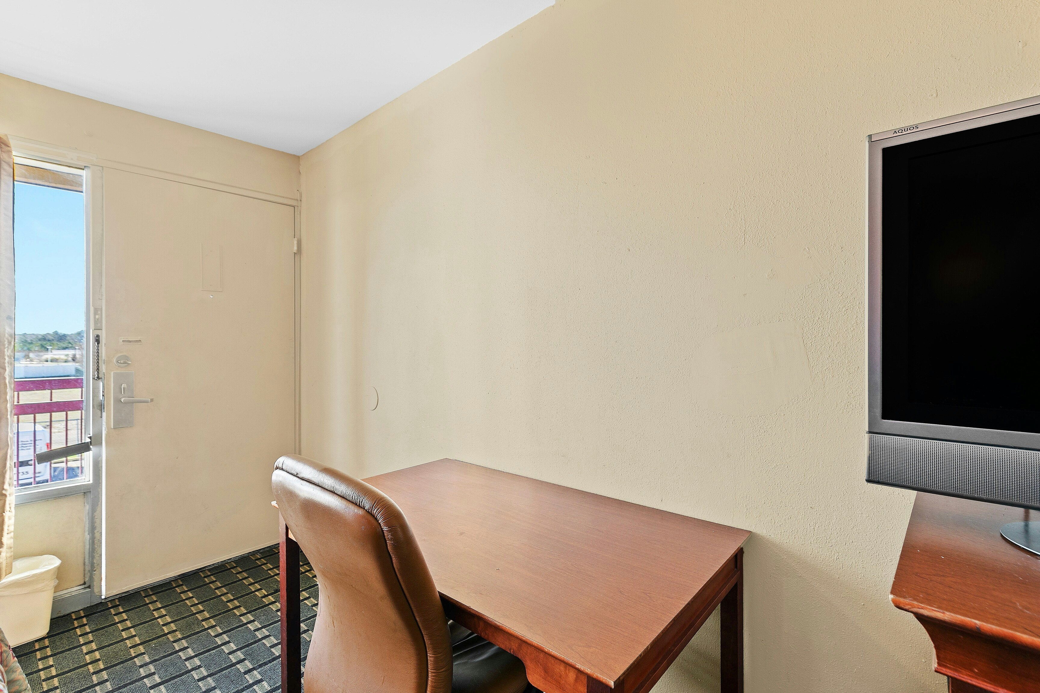 Luxury Inn By Hotel O Hattiesburg, MS 41/50