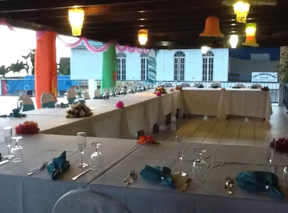 Negril Tree House Resort 47/69