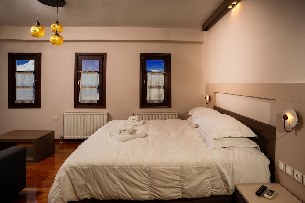 Erofili Hotel and Suites 16/45