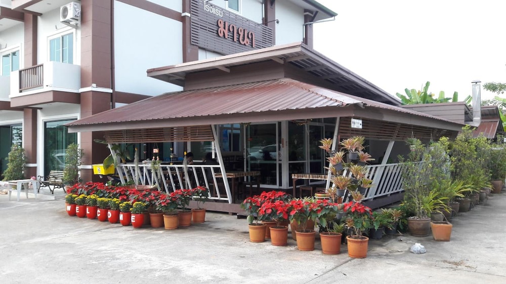 Mana Hotel 13/50