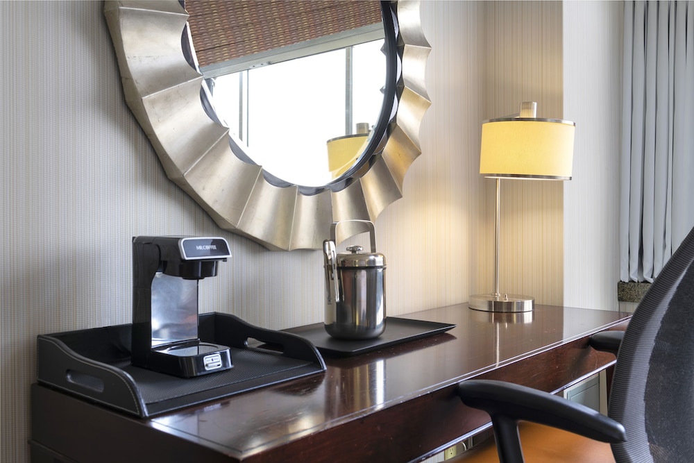 The Stamford Hotel 30/30
