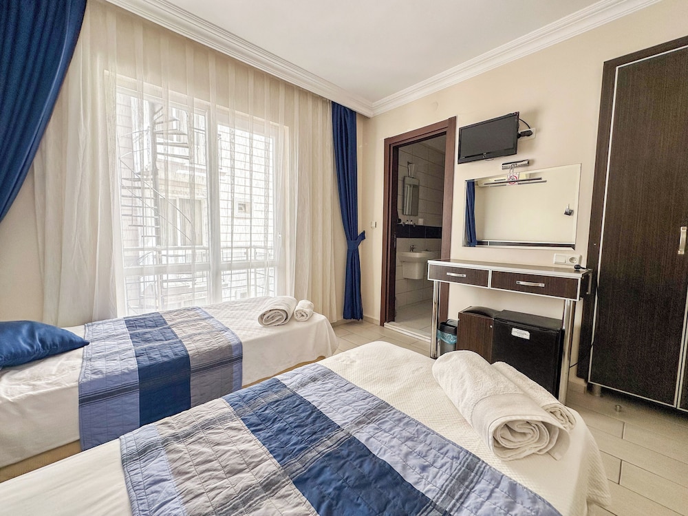 Aristo Hotel 30/55