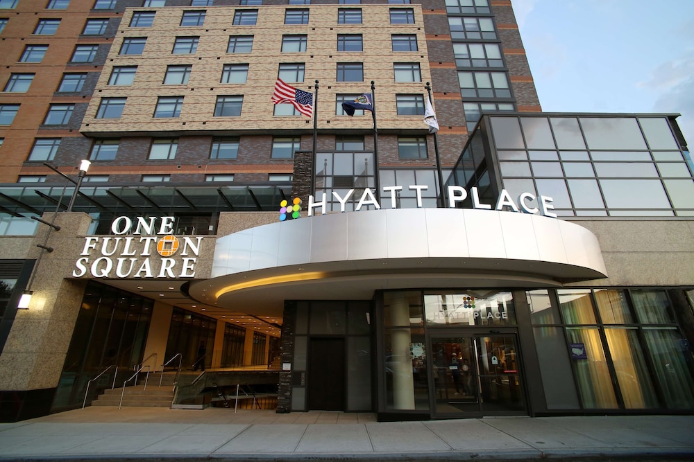 Hyatt Place Flushing Laguardia Airport 6/58