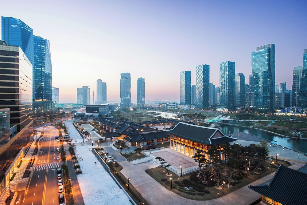 Gyeongwonjae by Walkerhill 57/57