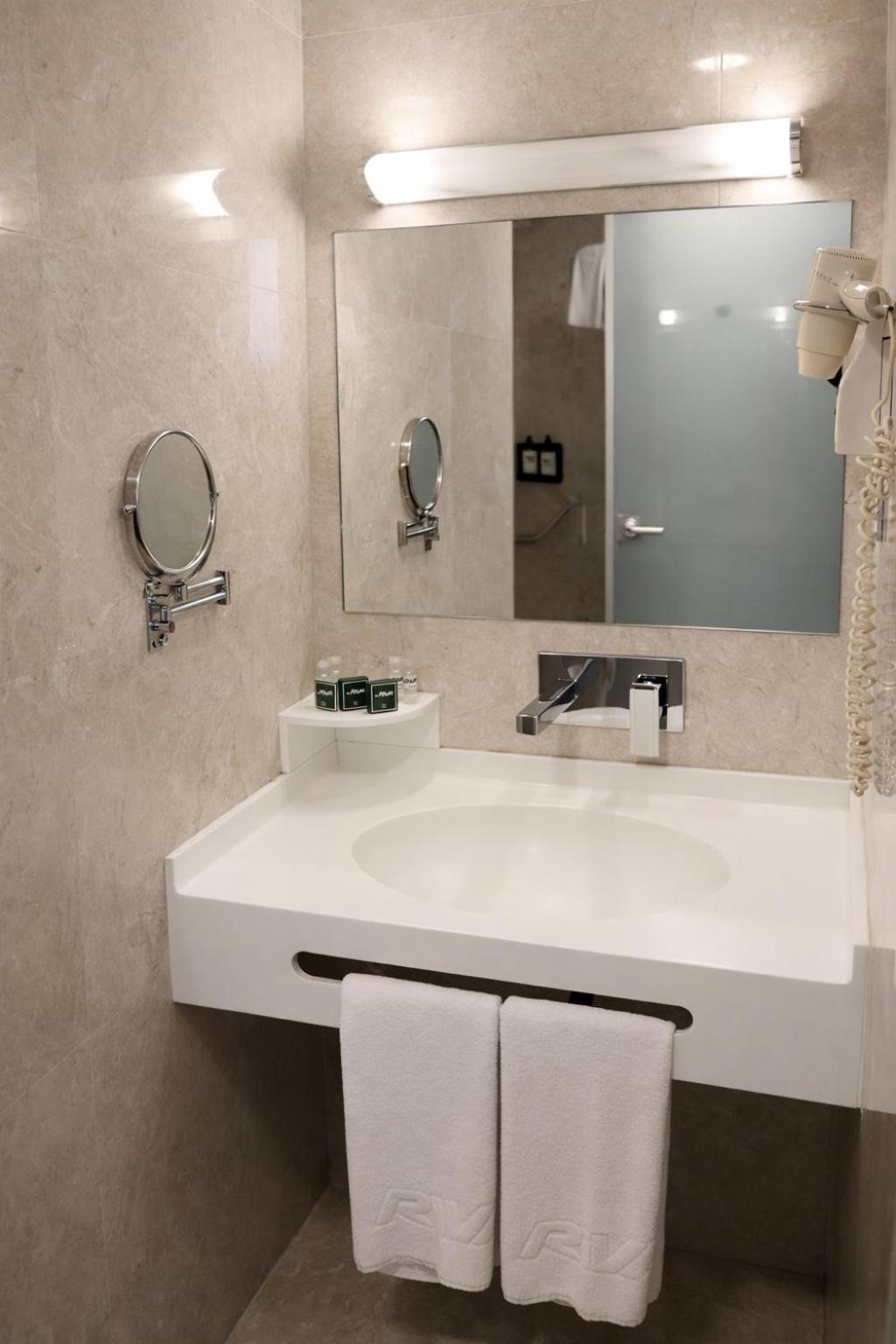 غرفة قياسية بسريرين مزدوجين، Taksim Riva Hotel 4/4