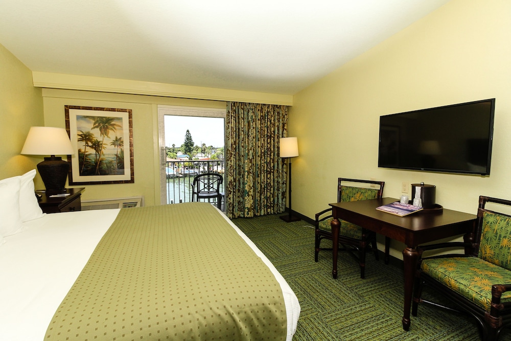Treasure Bay Hotel and Marina 40/63