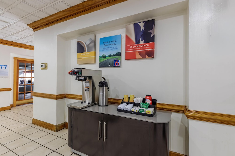 Lobby at Motel6 Dumfries, VA, DUMFRIES - VA