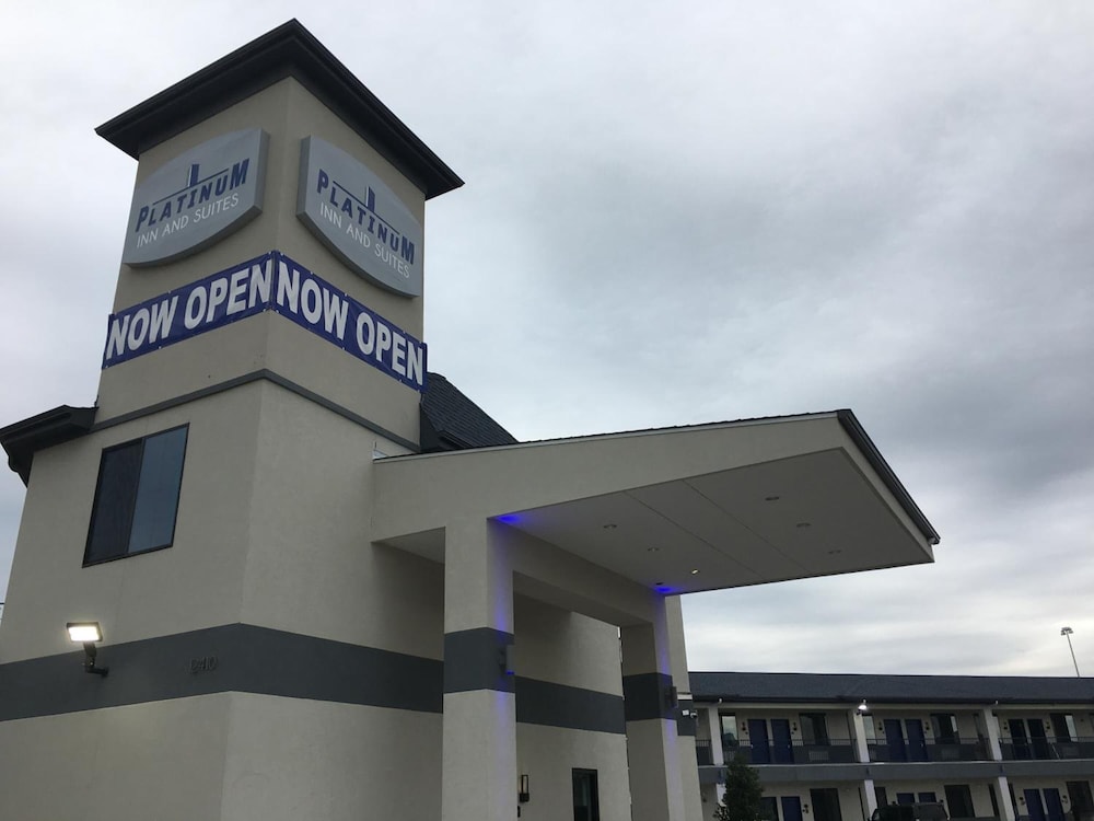Platinum Inn And Suites 4/23