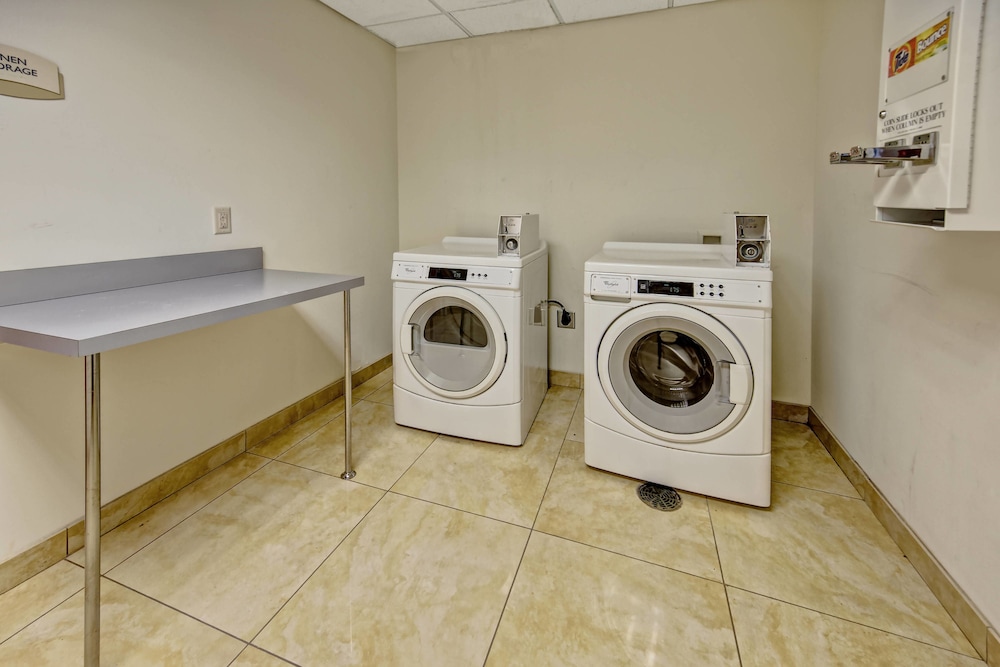 Fairfield Inn Suites Weatherford 14/35