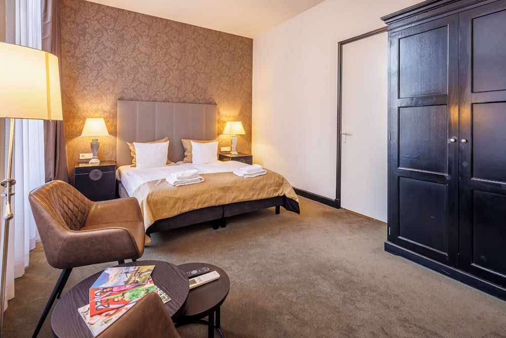 Grand Hotel Alkmaar 12/50