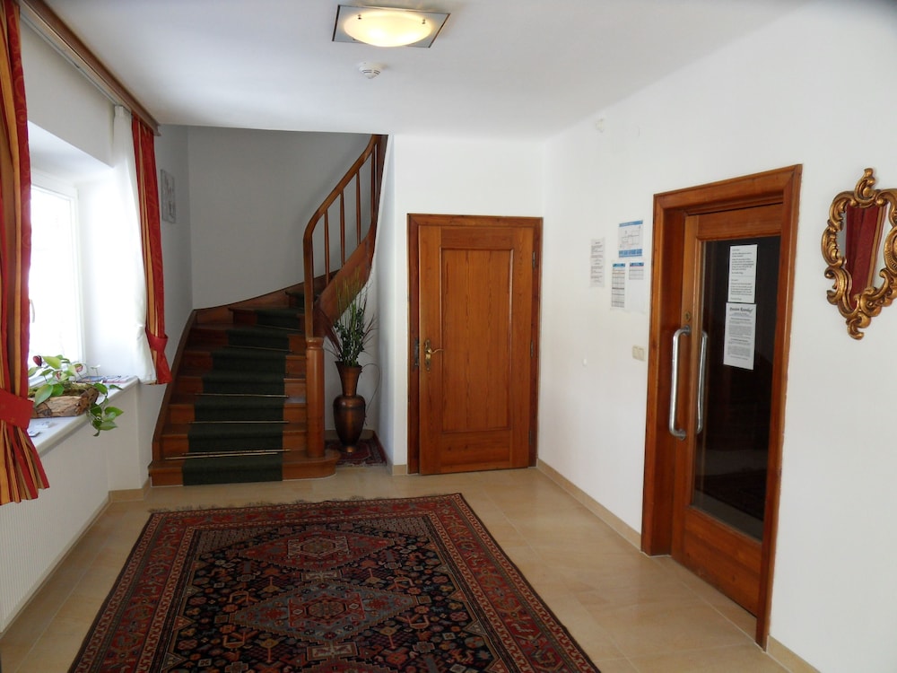 GASTEHAUS ROSENHOF 11/68