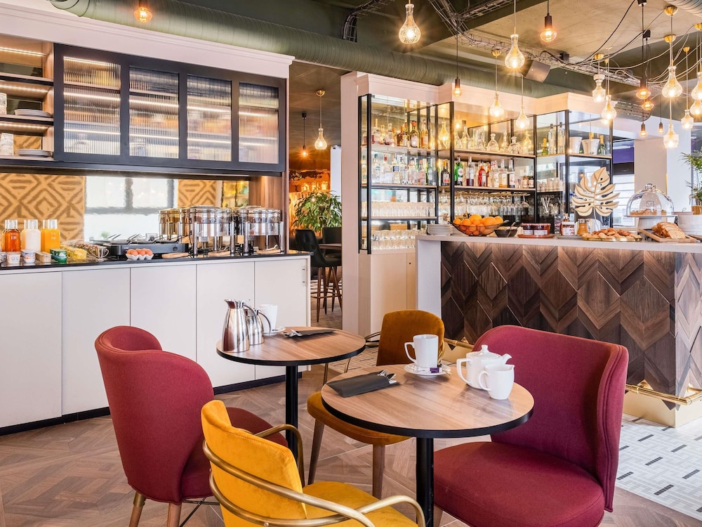 Mercure Paris Bercy Bibliotheque 49/65