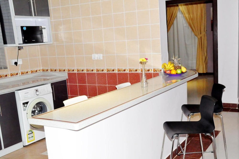 أجنحة طوق(Tooq Suites) 6/50