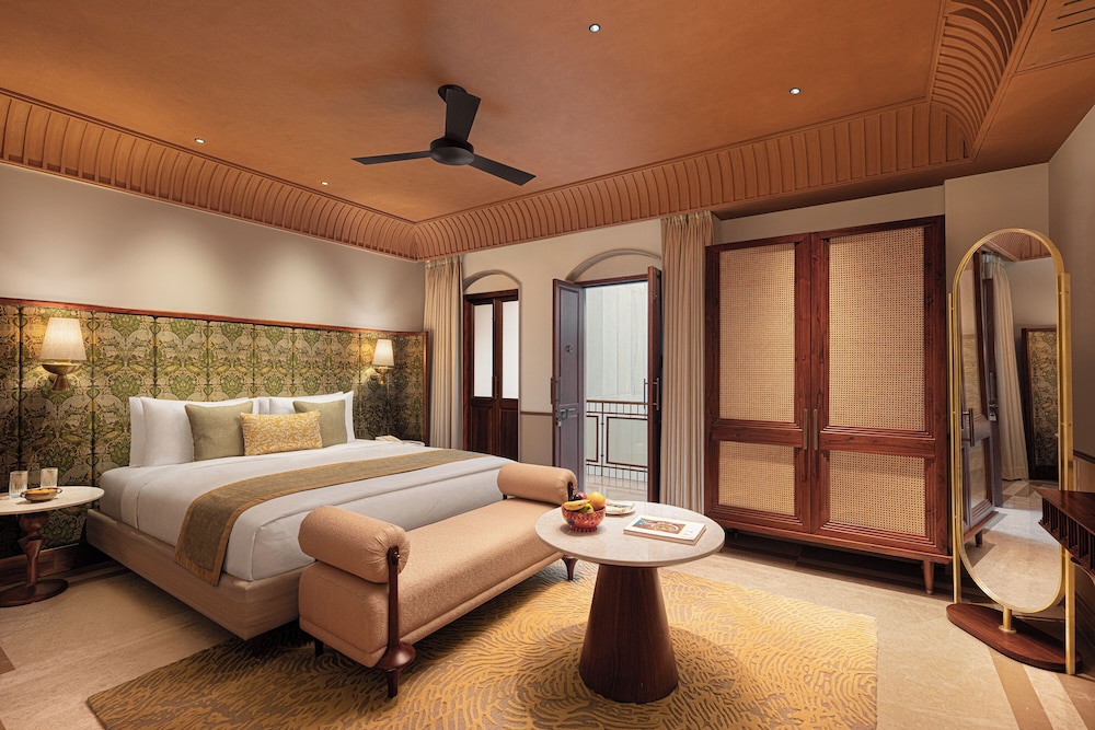 Superior, King Bed