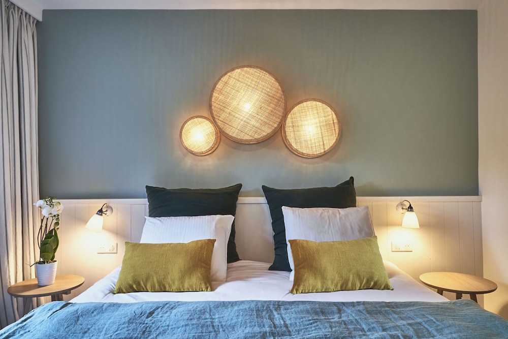 Manoir Hotel 20/50