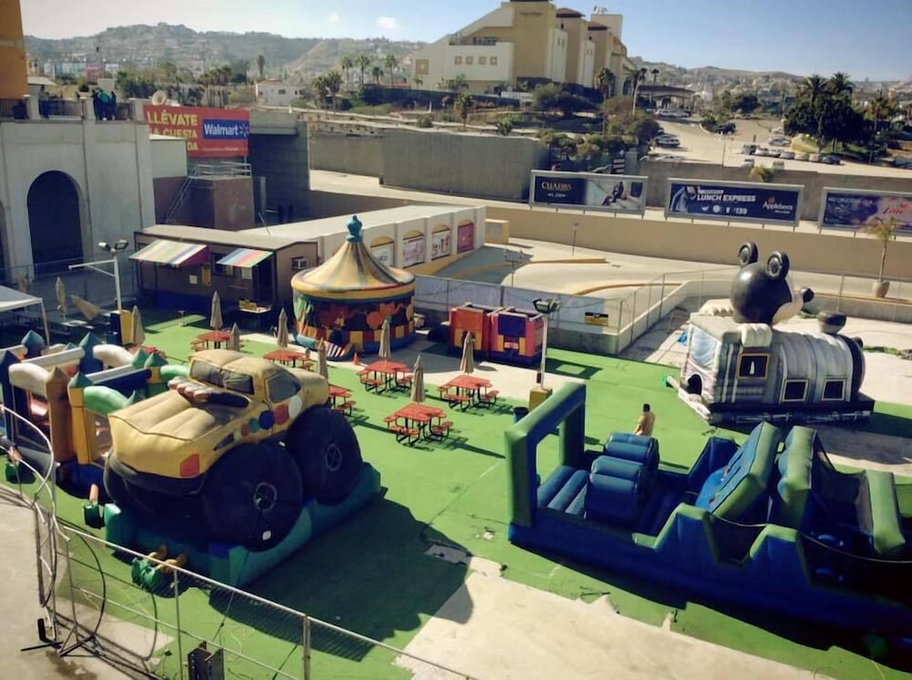 Hotel Palacio Azteca Tijuana, Trademark by Wyndham 64/71