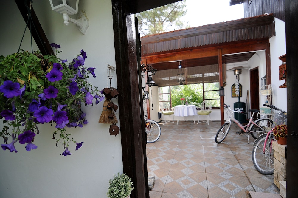Beyaz Ev Agva - Adults Only 5/50