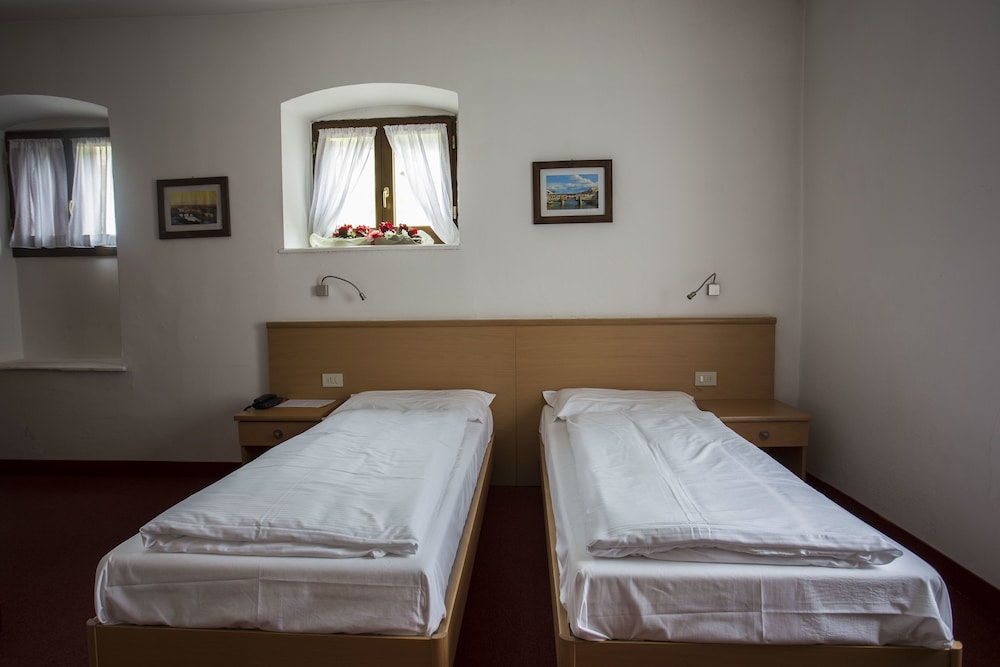 GH Hotel Piaz 36/57