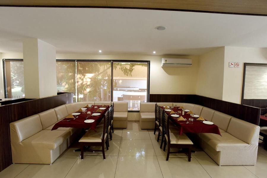 Hotel Sach Regency 11/18