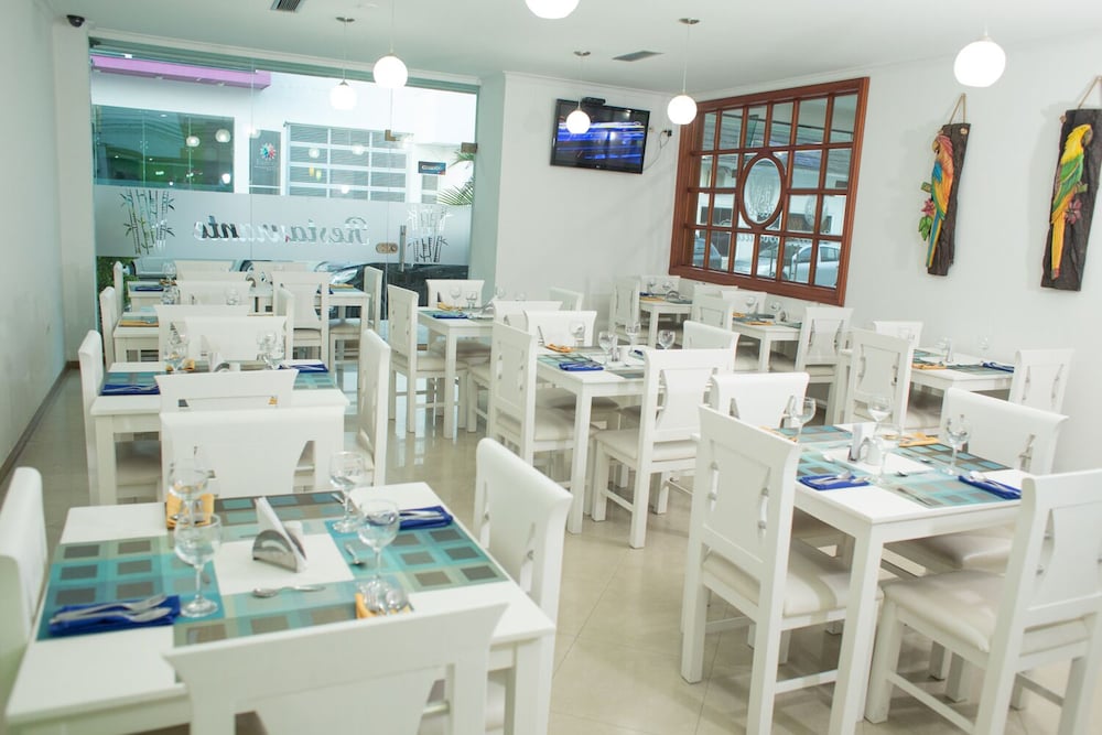 Hotel Costa Bonita 52/61