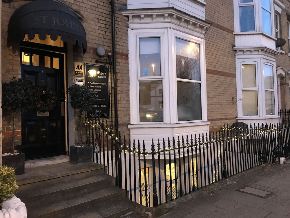 St. Johns Guest House 2/50