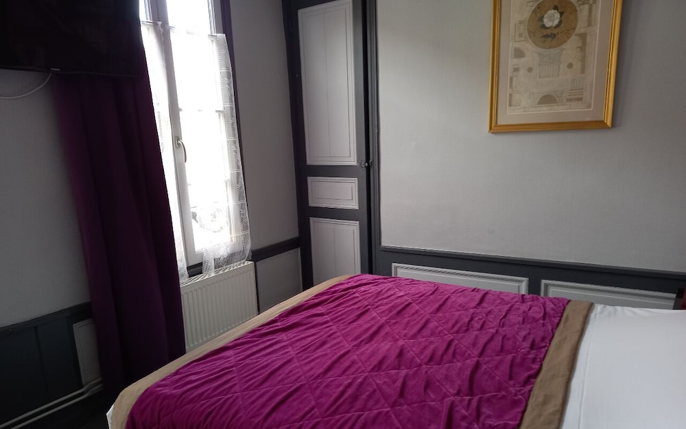 Brit Hotel Les Comtes de Champagne Centre Historique 26/50