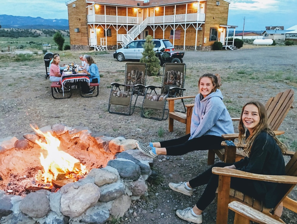 The Riverside Ranch Rv Park Motel & Campground 48/67