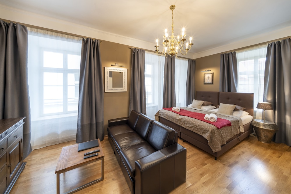 Old Town Aparthotel Michalska 15/75