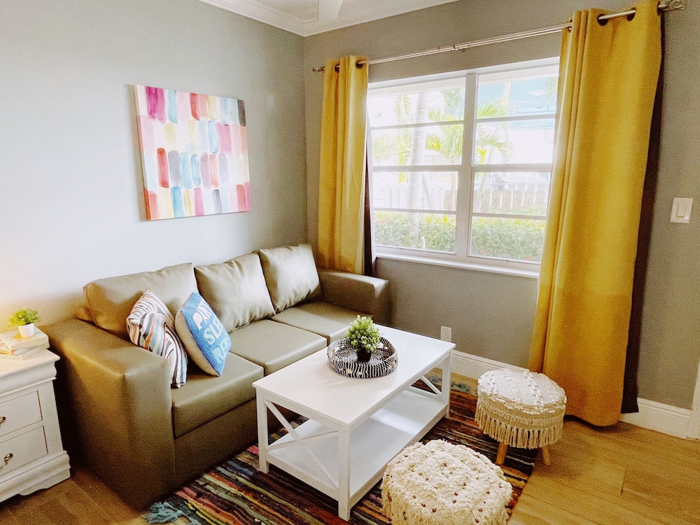 Sea Steps Suites 26/47