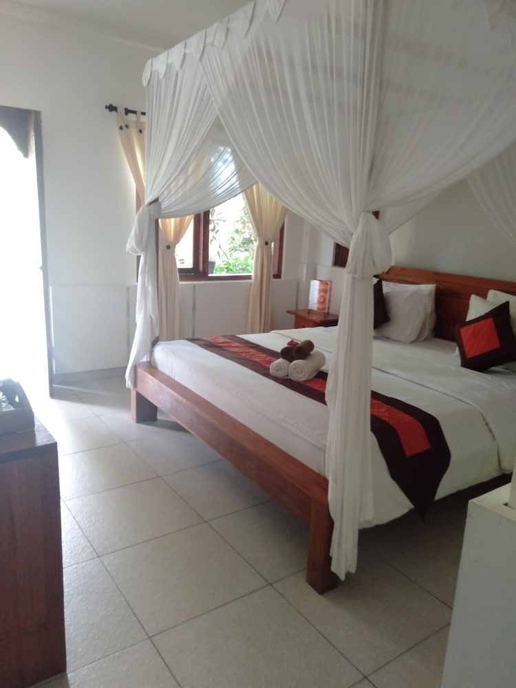 Rama Shinta Hotel 12/47