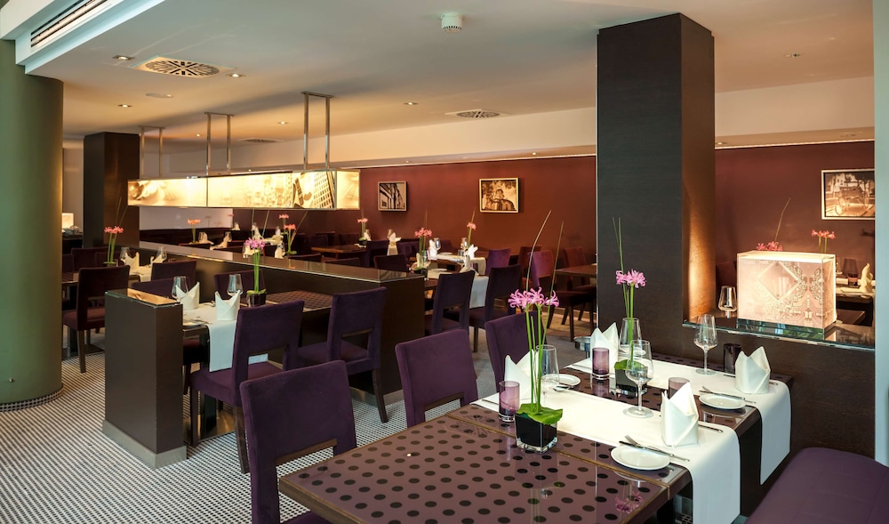 Dorint Kongresshotel Mannheim 53/80
