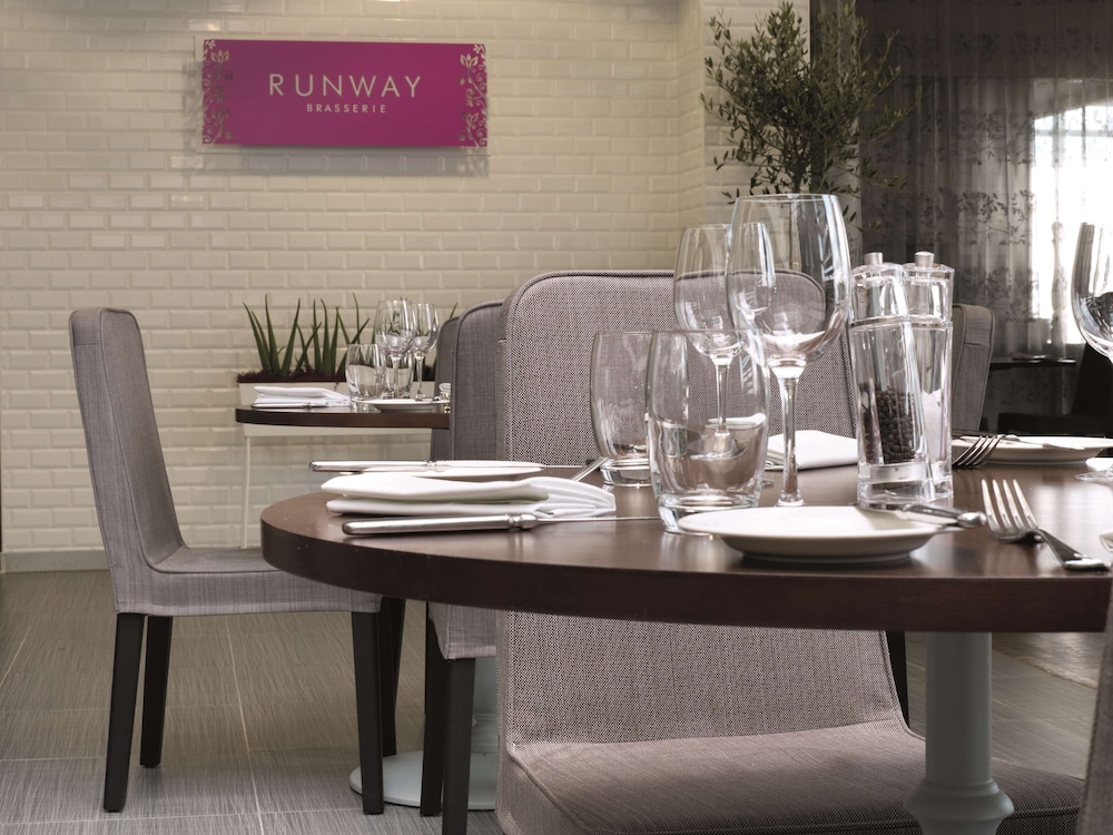 Radisson Blu Hotel East Midlands Airport 44/50