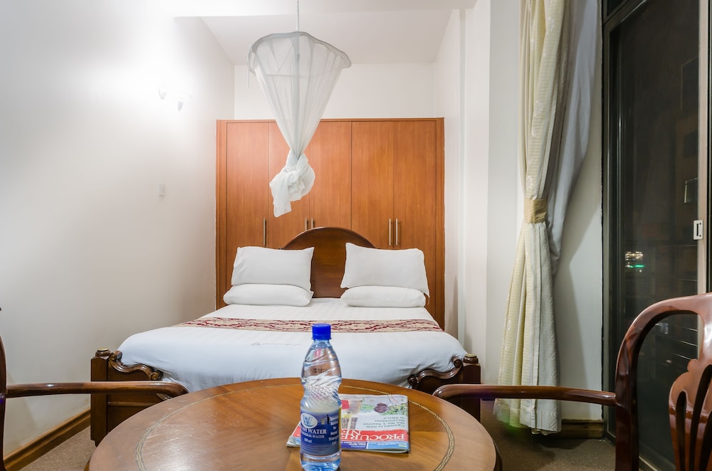 Hotel Triangle 30/55