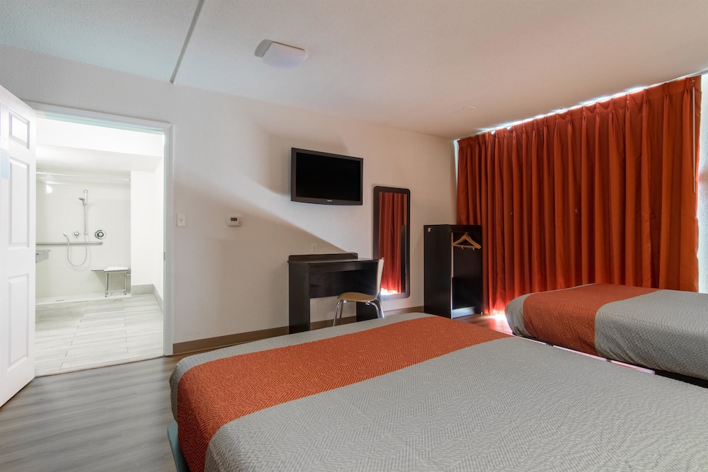 Motel6 Atlanta, GA - Atlanta Airport Virginia Ave 28/60