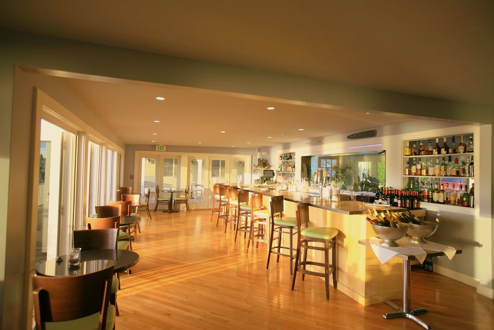 The Breakwater Inn and Spa 35/47