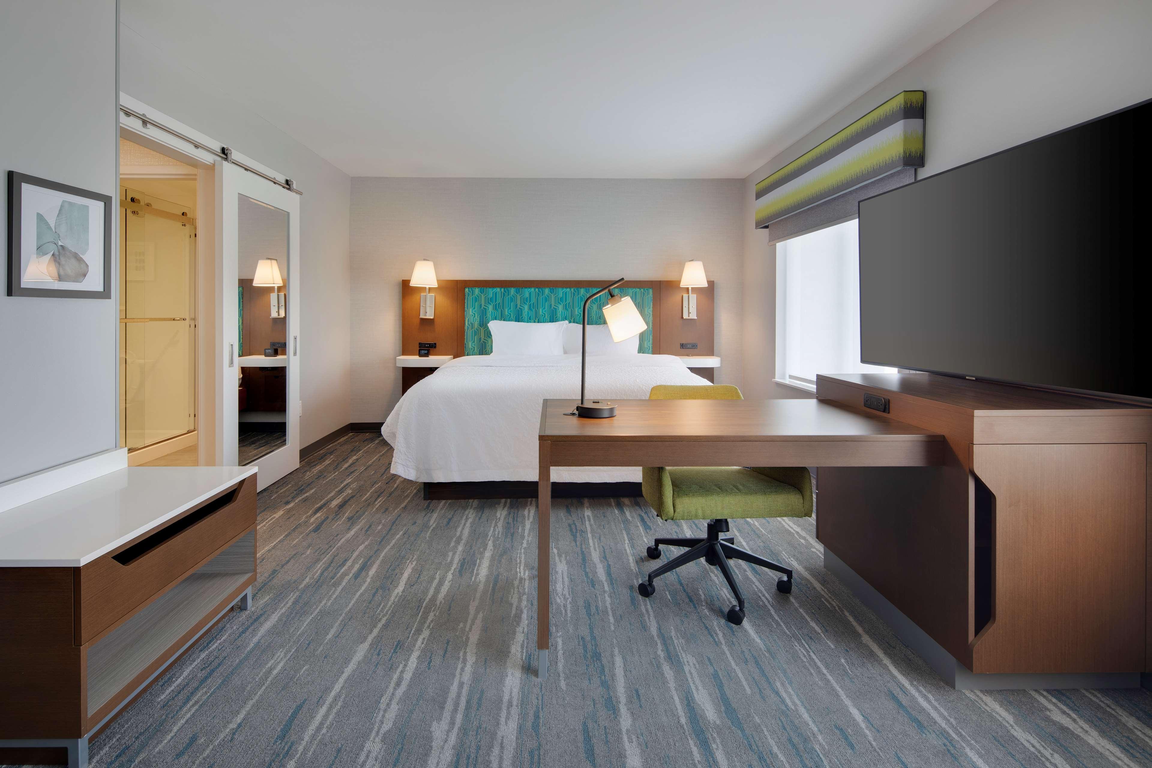 STUDIO, SUITE, KING BED, ACCESSIBLE