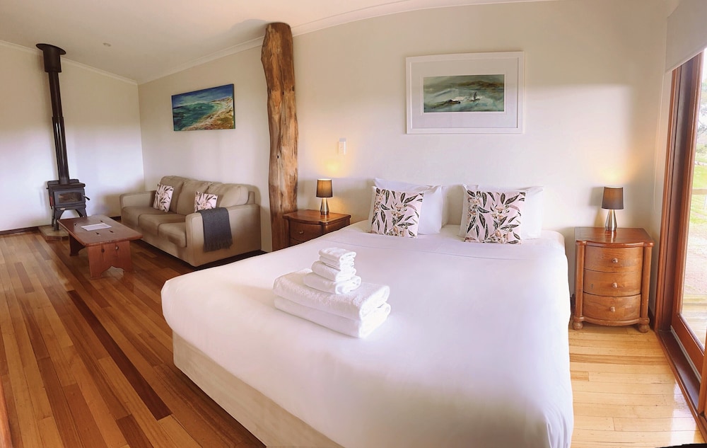 Cottage, King Bed, Adult Only