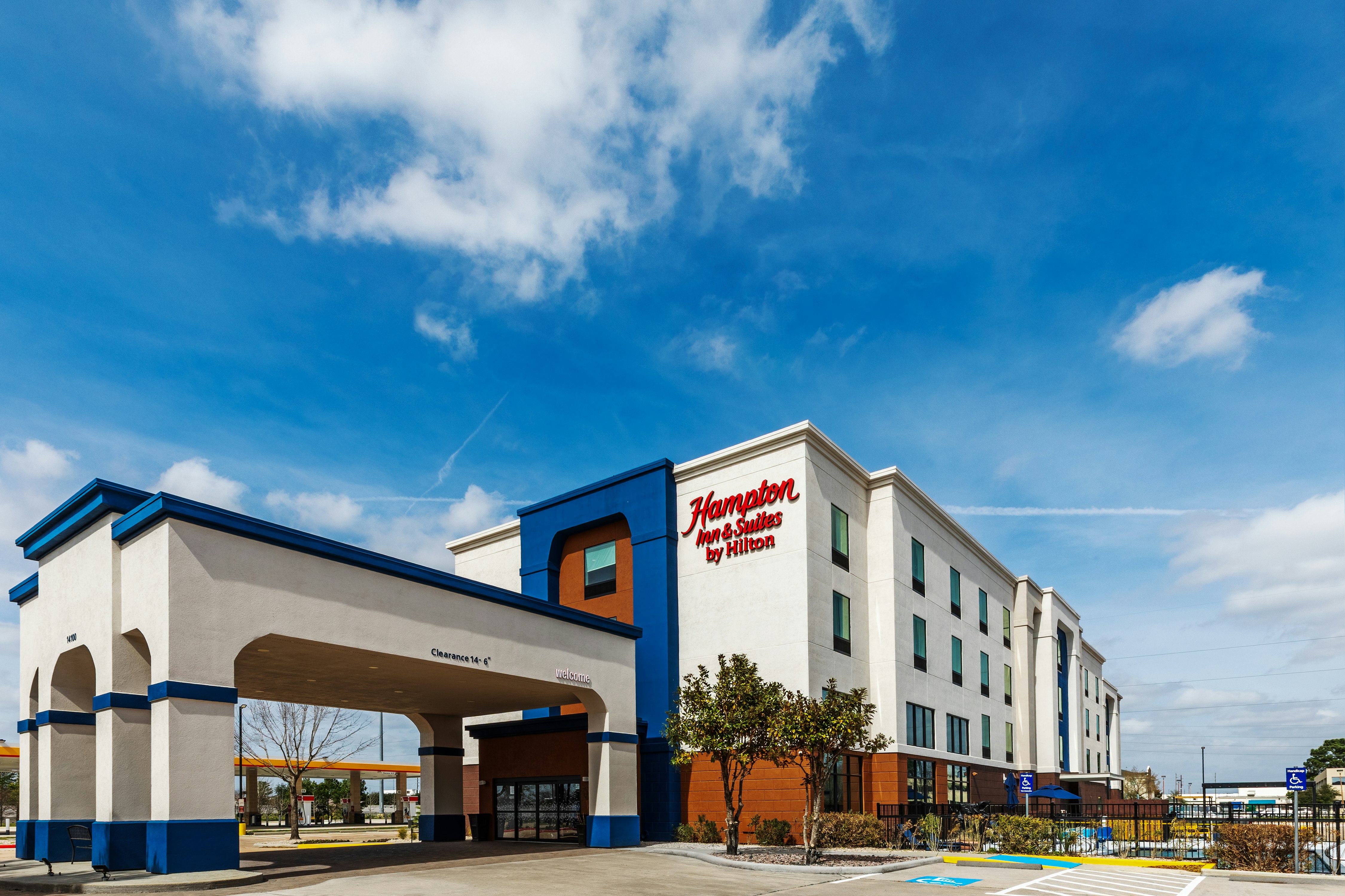 Hampton Inn & Suites Tomball Houston NW 6/86