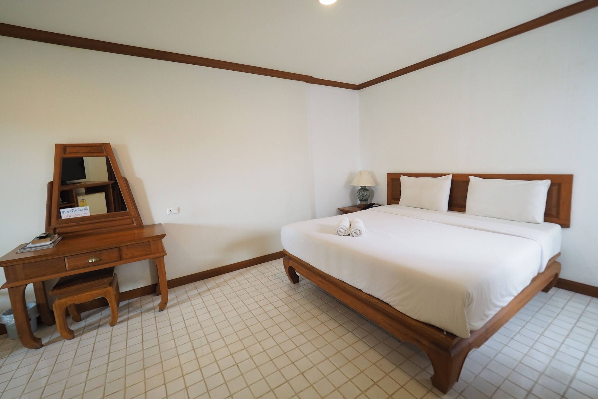 SUPERIOR, DOUBLE BED