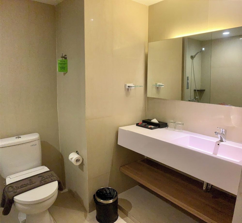 Grand Zuri Kuta Bali 54/55