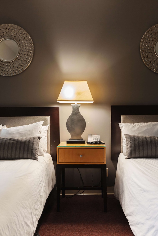 Stamford Suites Hotel 21/43