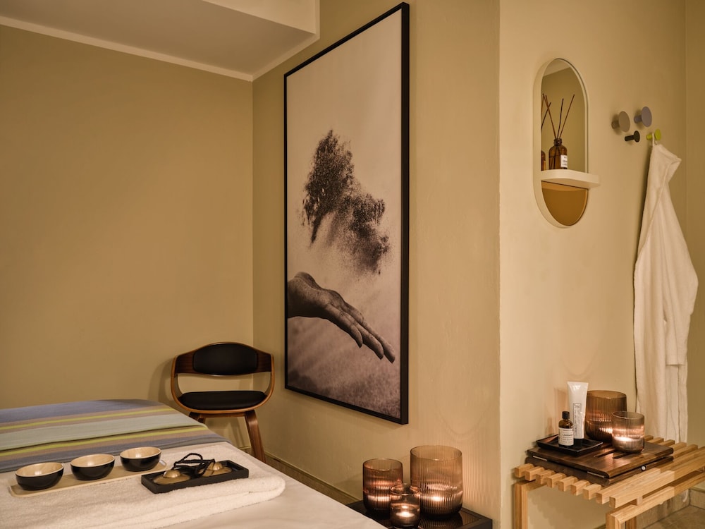 Loev Hotel Rugen 37/70