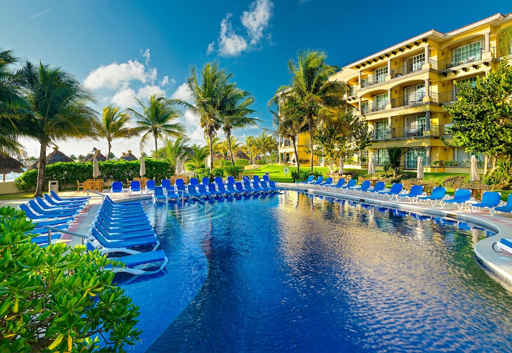 Hotel Marina El Cid Spa and Beach Resort All Inclusive in PUERTO MORELOS