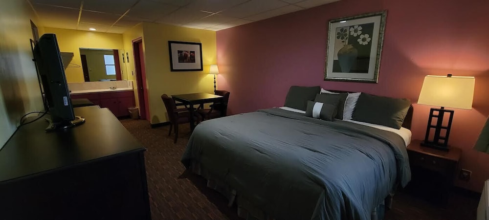 Budget Inn 7/17