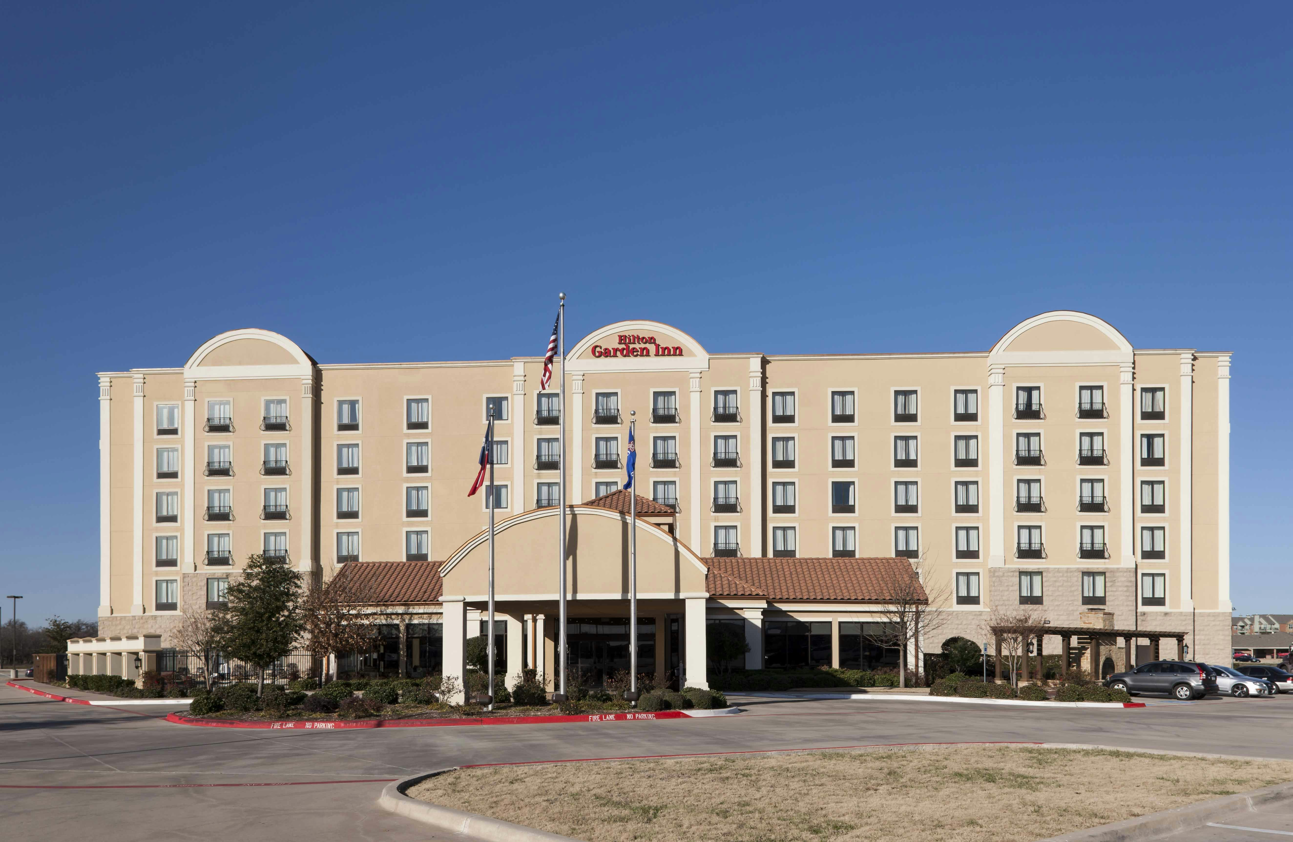 Hilton Garden Inn Dallas-Lewisville 73/79