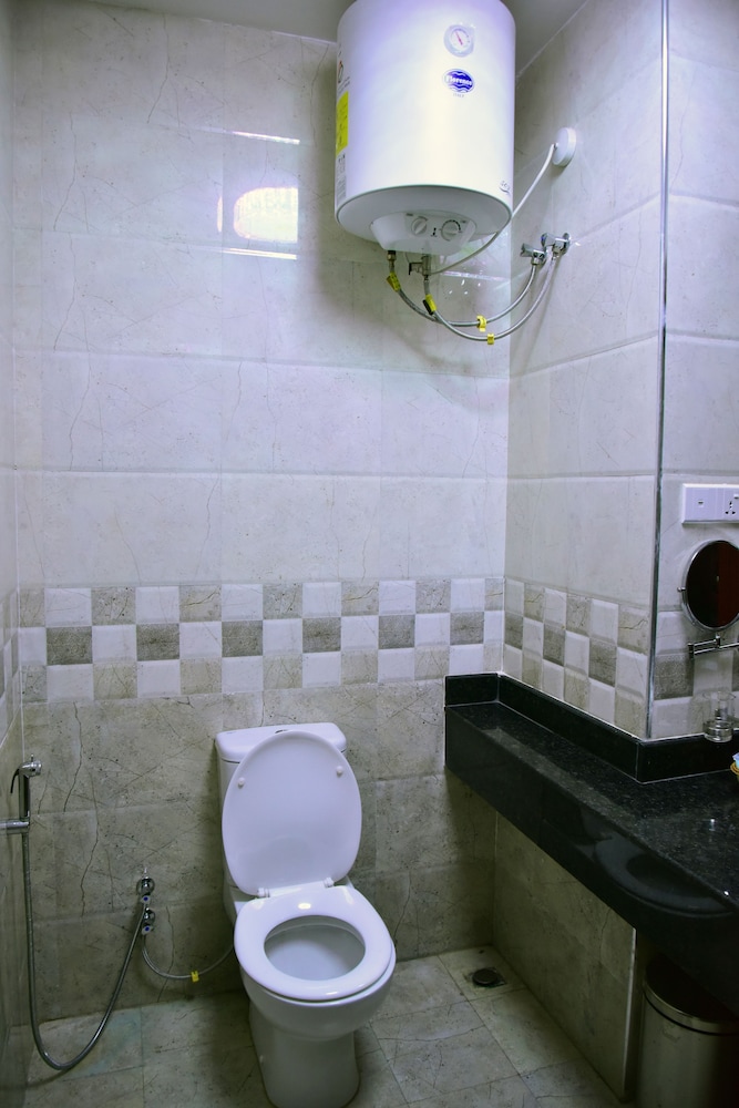 Hotel Blue Sapphire 26/27