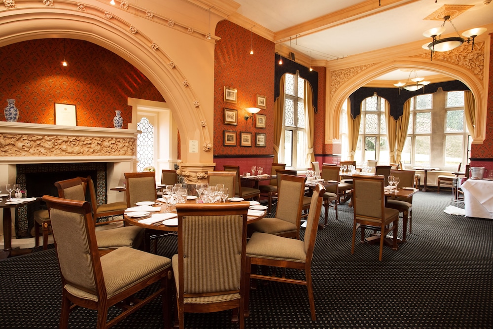 Best Western Plus Grim's Dyke Hotel 40/48