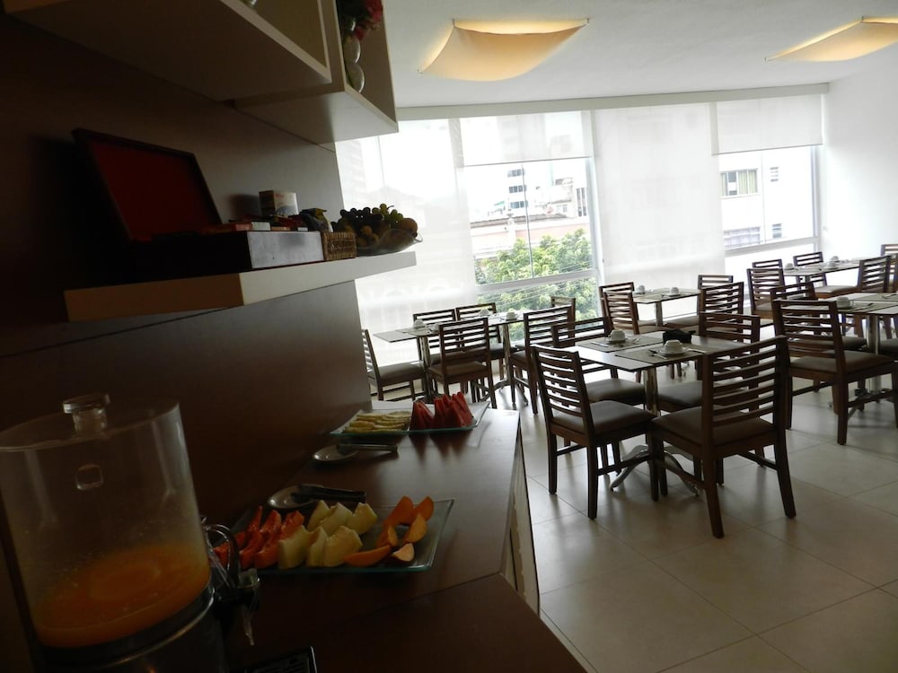 CASABLANCA CENTER HOTEL 40/49