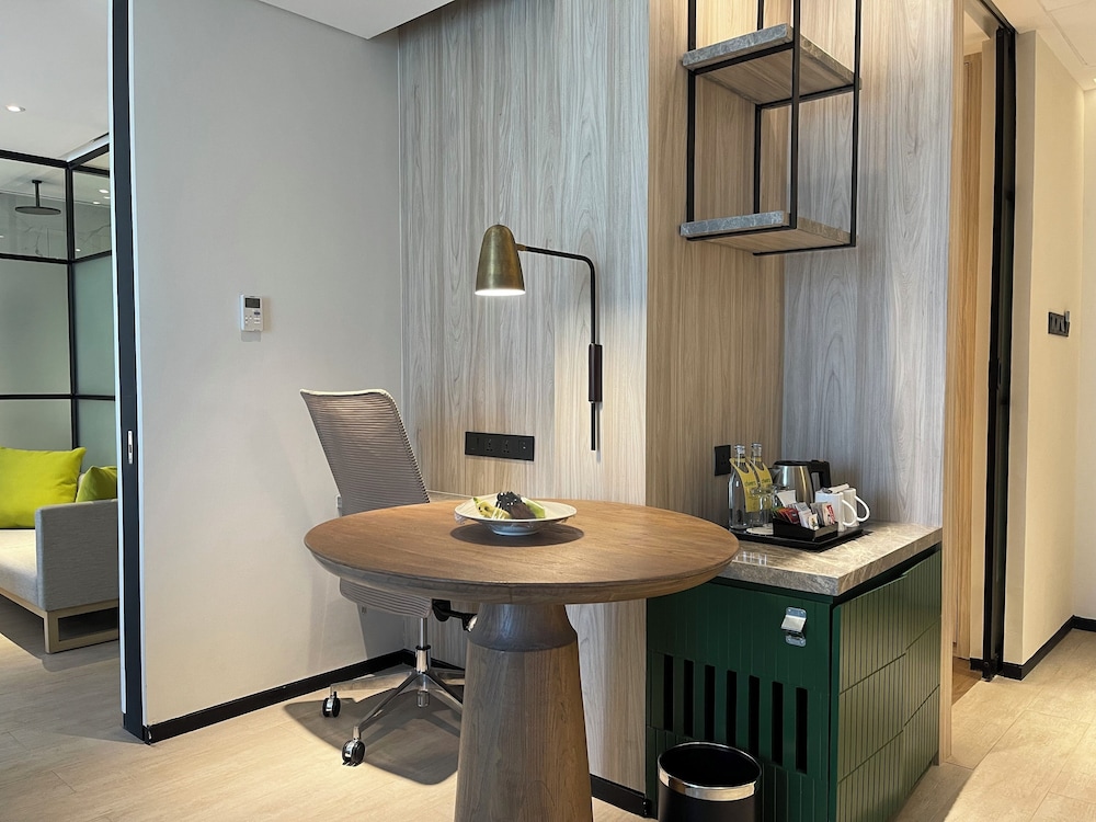 Holiday Inn Bali Sanur 44/58