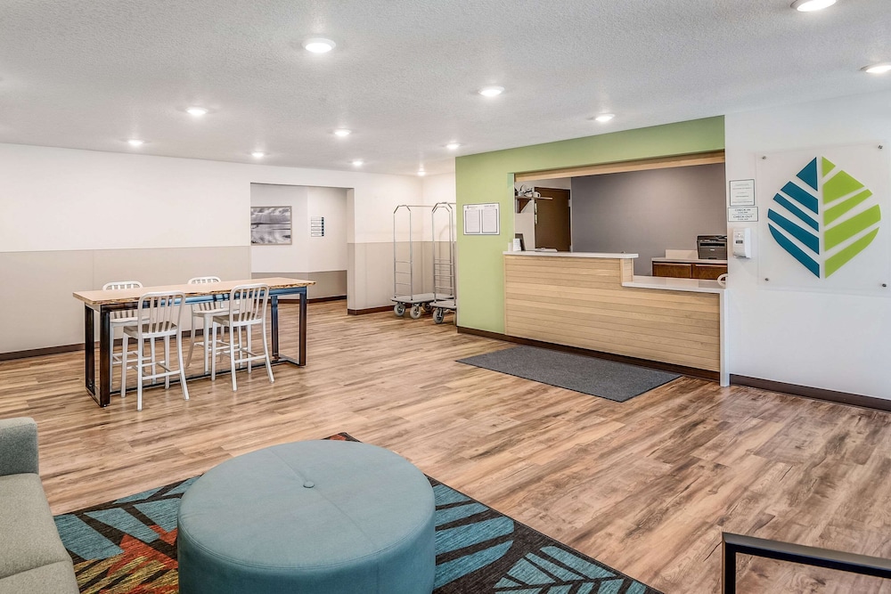WoodSpring Suites West Des Moines 31/38